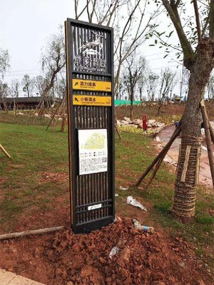 重慶景區標識標牌材料與成都宣傳欄制作設計研究